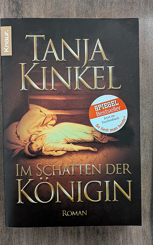 Im Schatten der Königin